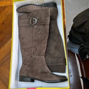 Impo WIDE CALF size 8 brown boots